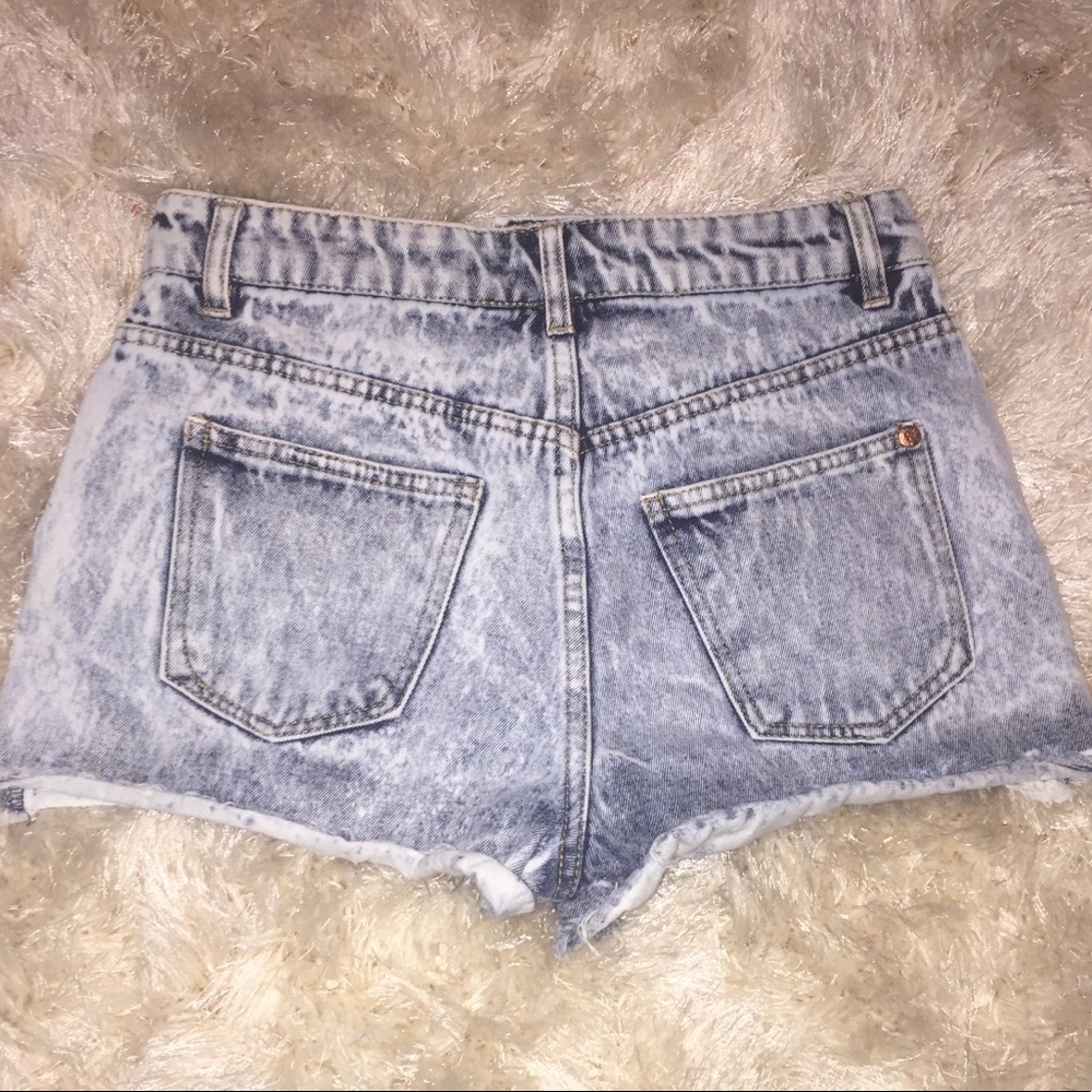 Celebrity shorts